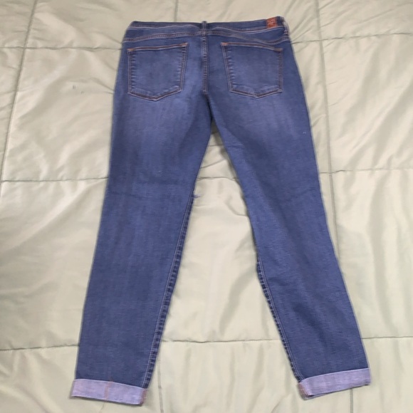 Sneak Peek Boyfriend Jeans - Picture 2 of 7
